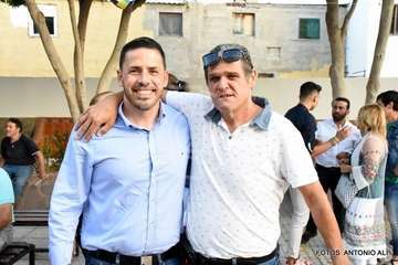 Pregón de La Viña a cargo del alcalde de Telde y actuación del humorista Maestro Florido (Foto Antonio Alí y TA)